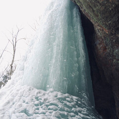 旅行/冬 北海道の遠軽町にある山彦の滝！
真冬は氷…(2枚目)
