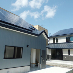太陽光発電/屋根/省エネ/ナチュラル/自然/スマートハウス/... ご自宅と隣りの事務所の屋根に太陽光を設置…(1枚目)