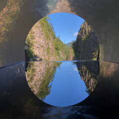 「清津峡の渓谷トンネル
天気も良く綺麗でした」(1枚目)