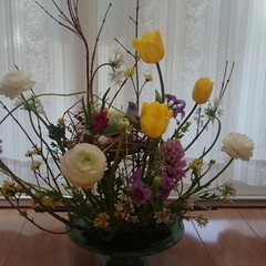 Flowerアレンジメント 月一のお花教室…今月も癒されてます、、、…(1枚目)