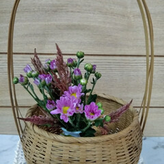 雑貨/簡単/花
こんにちは(*^^*)
仏花を御供え…