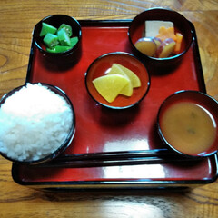 お供え膳/お盆
お帰りなさい
ご先祖さま お父さん お…