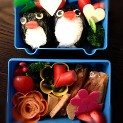 仲良し/ペンギンさん/バレンタイン/キャラ弁 バレンタインシーズンに作った、ラブラブペ…(1枚目)