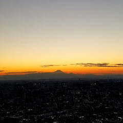 空/フォロー大歓迎/秋/風景 富士山がスッとキレイに浮かび上がっていま…(1枚目)