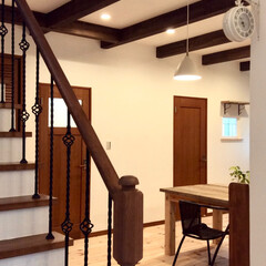 京都市/宇治市/京都工務店/京都注文建築/京都注文住宅/カフェ風/... .
お部屋を可愛い雰囲気にしてくれる梁見…