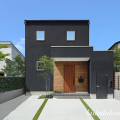 京都注文住宅/京都注文建築/京都工務店/外観デザイン/スタイリシュモダン/岸田工務店/... 木の質感を活かしたスタイリッシュモダンの…