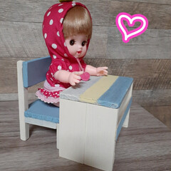 子どもと暮らす/DIY主婦/娘と/女の子ママ/お人形遊び/親子でdiy/... 今日は娘と ネネちゃんの机と椅子を作りま…(2枚目)