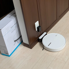 ロボット掃除機 安い 水拭き 床拭き 薄型 水洗い スマート家電 B300(ロボット掃除機)を使ったクチコミ「お掃除ロボットなんて高級品！セレブの所有…」(1枚目)