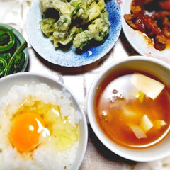 山菜料理 こんばんは(*^^*)
今日の夕飯はタラ…(1枚目)