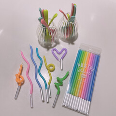 暮らし/100均/100均グッズ/100均同好会/第6回最近買った100均グッズ/韓国風/... うねうねキャンドル😆
流行りに乗っかって…