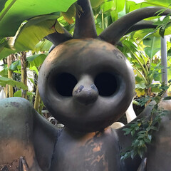 岡本太郎/彫刻/青山/表参道/芸術/美術館/... 岡本太郎記念館の庭にある彫刻です。(1枚目)