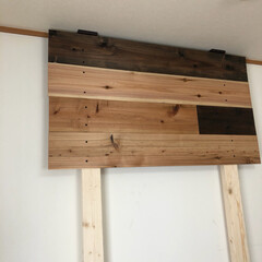 DIY/ディアウォール 壁掛けテレビと杉板壁(1枚目)