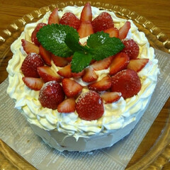 苺のケーキ/いちご/ホームメイド/手作り/16歳/誕生日ケーキ/... 息子の16歳の誕生日に作ったバースデーケ…(1枚目)