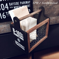 smilemind/SPR/カッティングボード/メッシフレーム/レターボックス/100均/... 【セリア商品で作るレターボックス】
側…