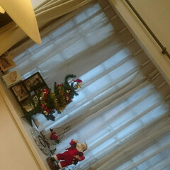 姉弟/お誕生日/少しクリスマス/出窓 こんばんは☺🎵 
 
出窓がすこーしクリ…(2枚目)