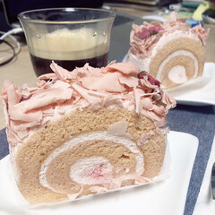 おやつ/ケーキ/カフェ/桜ロールケーキ/春/桜/... 美味しかった「はらロール」の桜ロールケー…(1枚目)
