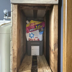 アリエール ジェル消臭成分UP 1260G × 6個 ARIEL 大容量 ケース買い お得 | アリエール(液体洗剤)を使ったクチコミ「洗濯機横の収納棚を少しリメイクしました
…」(3枚目)