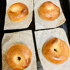 自家製天然酵母パン/ベーグル/手作りパン 自家製天然酵母パン
ベーグル🥯焼き上がり…(4枚目)