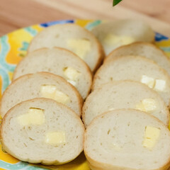 型焼き/チーズ/さつま芋🍠/自家製天然酵母パン カットしました〜♪(๑ᴖ◡ᴖ๑)♪💕

…(5枚目)