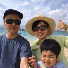 サングラス/わたしのGW 沖縄の海でサングラスかけてカッコつけてみ…(1枚目)