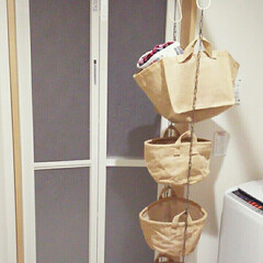 着替え/脱衣場/DIY/100均/セリア/お片付け 家族分の着替え入れ。
狭い脱衣場には着…