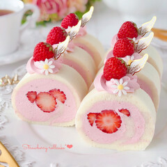 Cafe/cake/STRAWBERRY/sweets/萌え断/手作りおやつ/... 🍓苺のホワイトロールケーキ

美味しかっ…(1枚目)