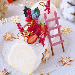 Christmas/cake/Cafe/sweets/手作りデザート/手作りスイーツ/... ❄️ブッシュドノエル

今年もホワイトv…(1枚目)