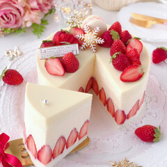 cake/Cafe/STRAWBERRY/cheesecake/sweets/いちごケーキ/... 🍓ホワイトチーズムースケーキ🍰フレジェ風…(2枚目)