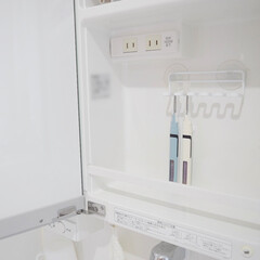 洗面台収納/洗面台/歯ブラシ収納/歯ブラシホルダー/歯ブラシ 水と光で歯を磨く電子歯ブラシ。

\ソラ…(1枚目)