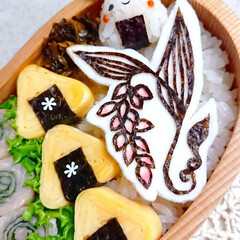 おにぎり弁当/こにぎり/娘弁当/お弁当/お昼ごはん/onigiriAction/... おはようございます♡
今日は月桃の海苔ア…(3枚目)