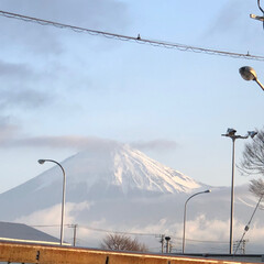 富士山麓/富士山 おはようございます☀

今朝の富士山🗻
…(1枚目)