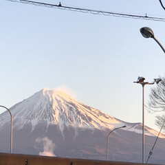赤富士/富士山 おはようございます☀
今朝の富士山🗻(2枚目)