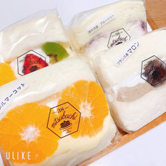 おやつ/デザート/ふわっふわ/ブルーベリー/フルーツ/オレンジ/... 今日は、娘からのプレゼント🎵
ずっと食べ…