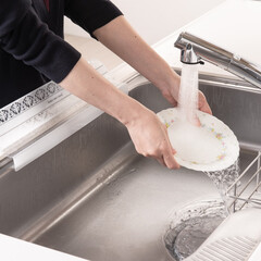 シンクプレート/水撥ね/水はね/シンク/流し/洗い物/... 洗い物の時の水はねを防ぐシンクプレートで…(1枚目)