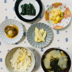 白醤油/マツモ/タケノコ味噌汁/煮付け/炊き込みご飯/タケノコ おはようございます٩(*´꒳`*)۶
…
