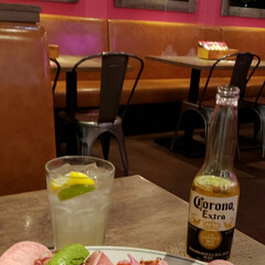 メキシコ料理/生地はピンク/タコス/TEXMEX FACTORY/渋谷 大きなクリスマスツリー🎄🎀が
あったメ…