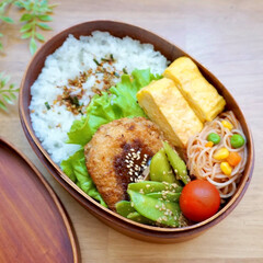 お弁当/お弁当の詰め方/コロッケ/コロッケ弁当/作り置き/今日のお弁当/... コロッケ弁当✻旦那さんのお弁当です♪
コ…