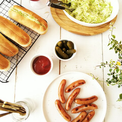 ホットドッグ/パン/ランチ/おうちごはん 週末の朝食や、ランチ、おやつなどに作るこ…(1枚目)