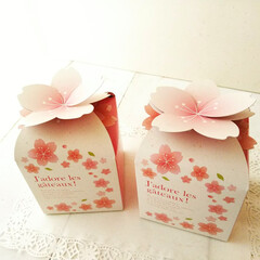桜/ラッピング/雑貨だいすき ひとつ前に載せたケーキは、桜の花がデザイ…(1枚目)