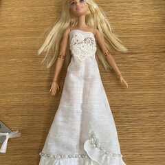 barbie/ハンドメイド 孫の為に始めた人形の服作り
自分が夢中に…(3枚目)